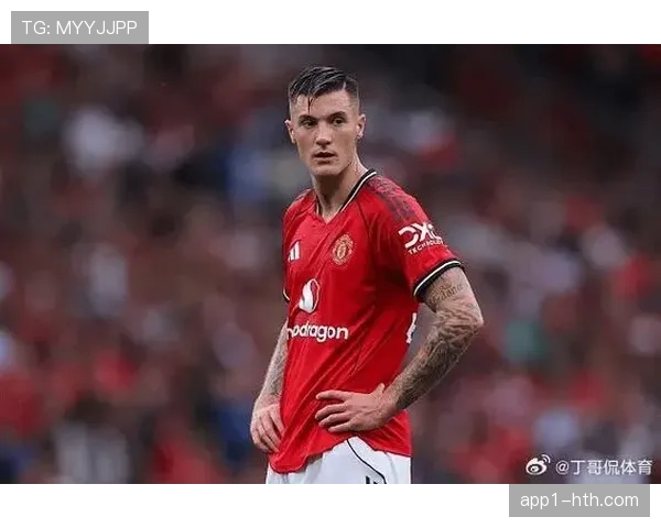 曼联反击推进仅用11秒 谢什科替补登场展现高效终结能力 曼联反击推进仅用11秒 谢什科替补登场展现高效终结能力